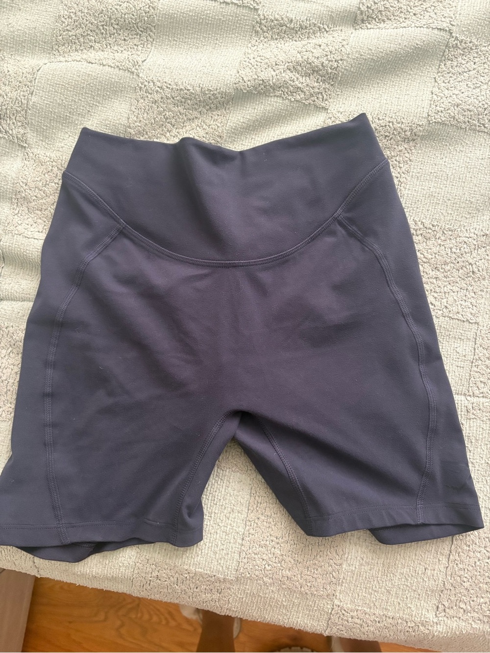 Lifting Dipped Waistband Shorts